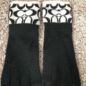 Coach Accessories - Coach Mittens Coach Accessories - Coach Mittens